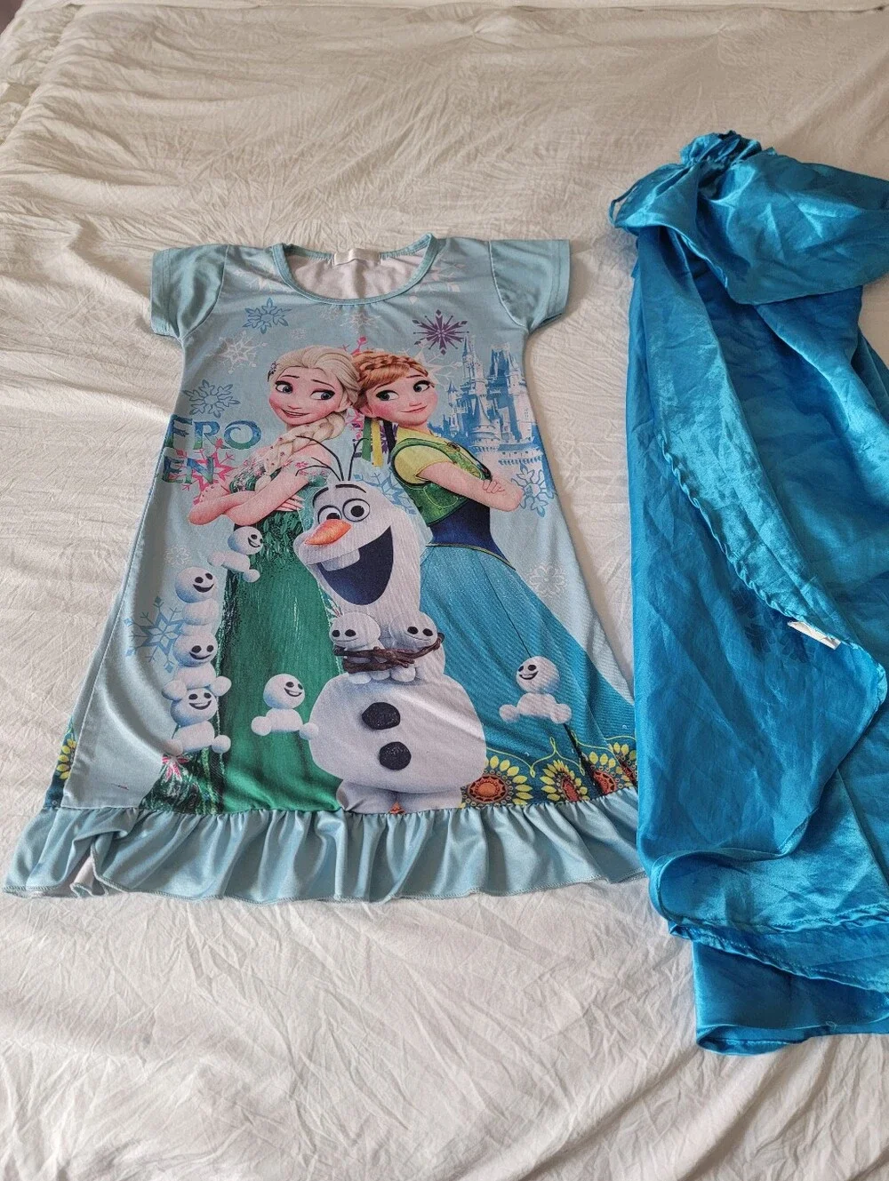 Disney Frozen II Girls Blue Cape with Sleep Dress